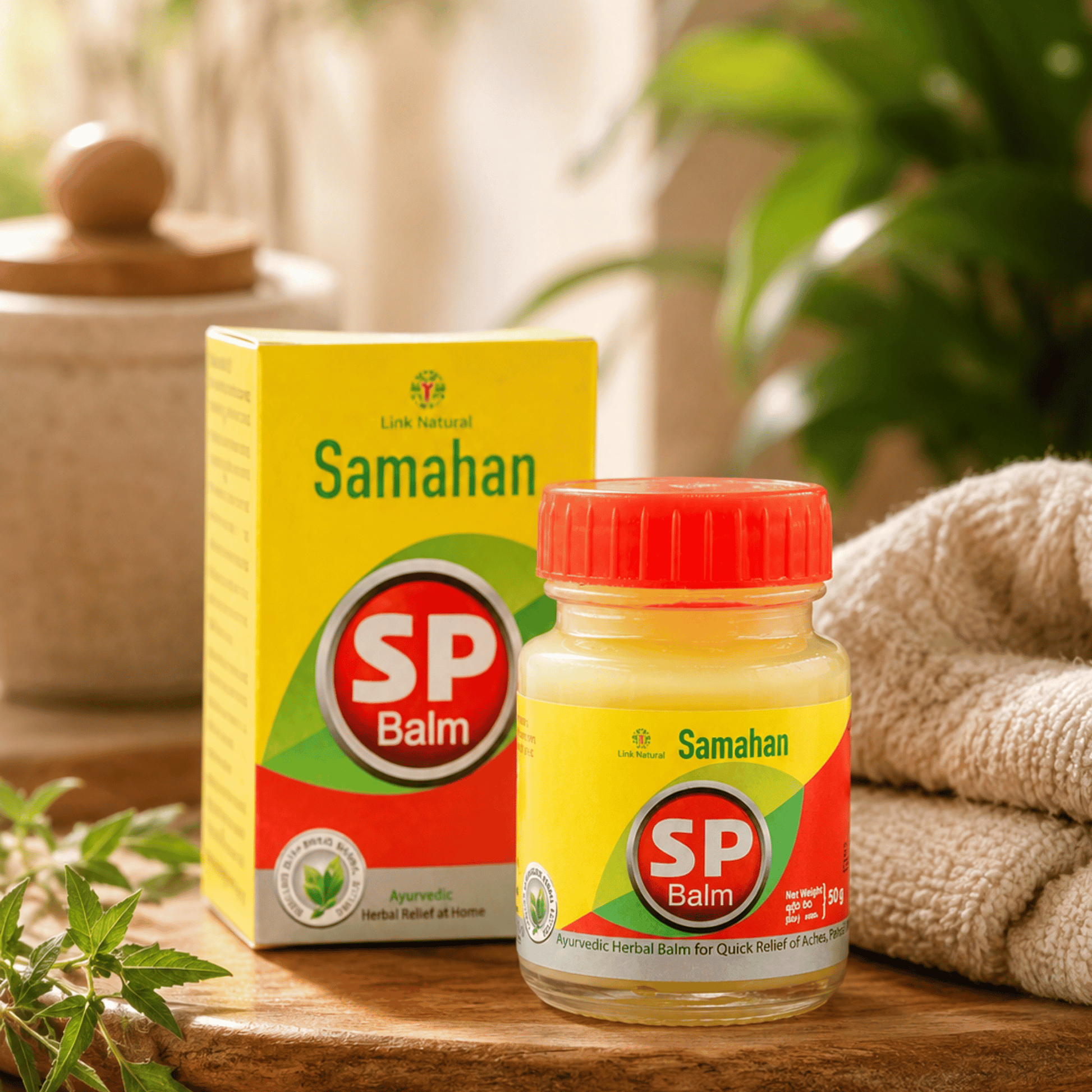 Baume ayurvédique Samahan SP 50 g au menthol, camphre, plantes et huiles essentielles. Massage localisé, sensation de chaleur et confort.