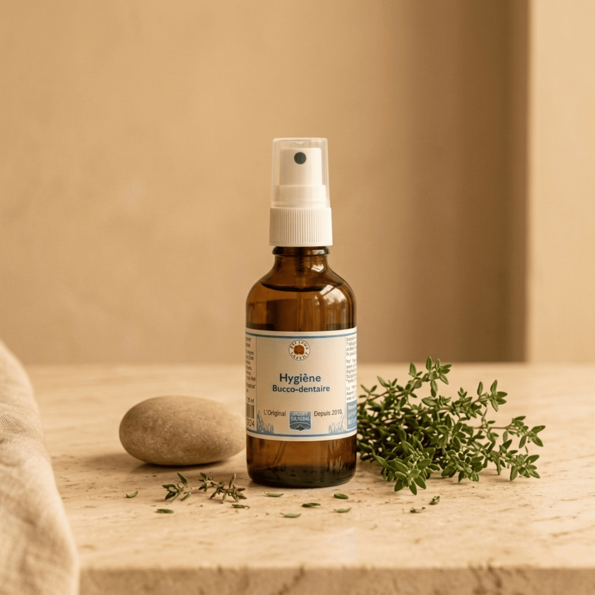 Spray hygiène bucco-dentaire Vecteur Energy 60 ml à l’argent colloïdal 20 ppm, thym, propolis et pamplemousse.